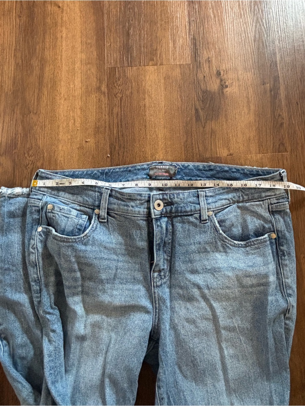 Torrid Slim Bootcut Jeans size 14R - Picture 4 of 4